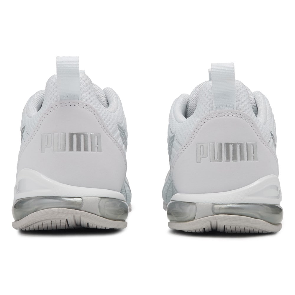 (取寄) プーマ レディース ボルテイック エボ クロス トレーニング シューズ PUMA women Voltaic Evo Cross Training Shoes Puma White/Puma Silver PUMA Women's Puma Voltaic Evo Sneaker | Famous Footwear Canada