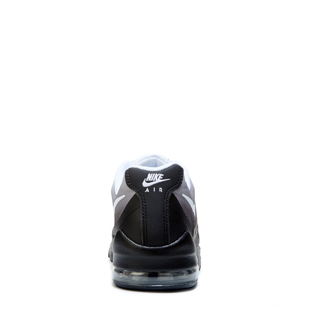 Men's Air Max Invigor Sneaker