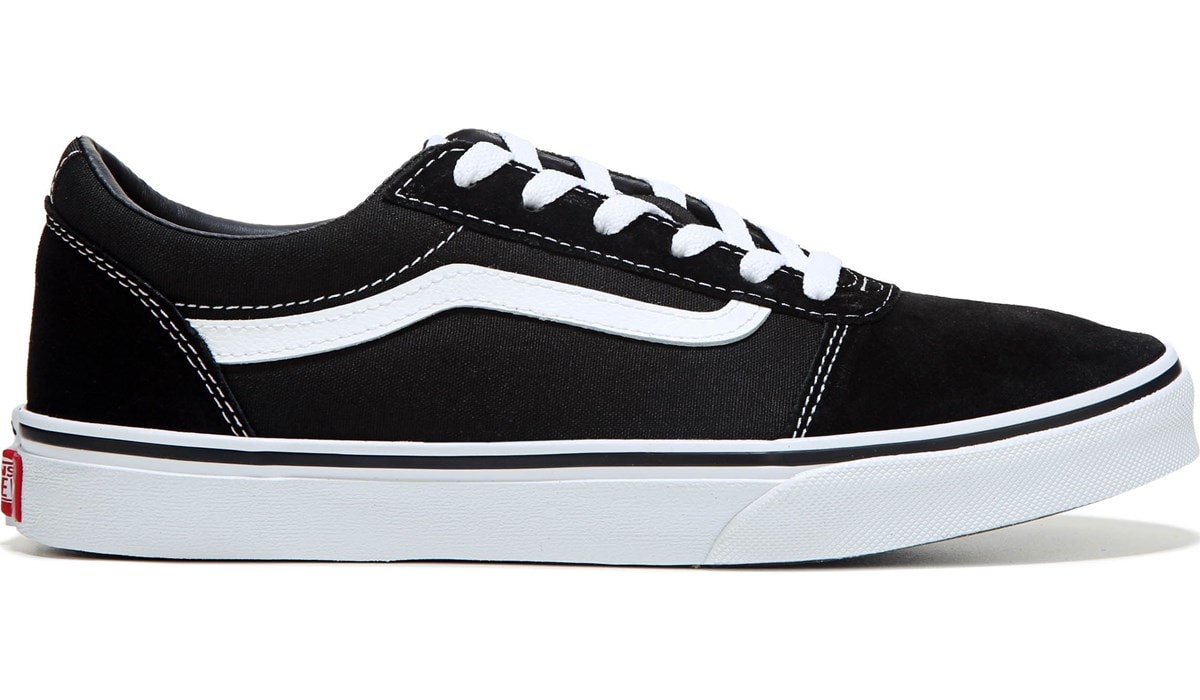 Sale > shoe carnival black vans > in stock