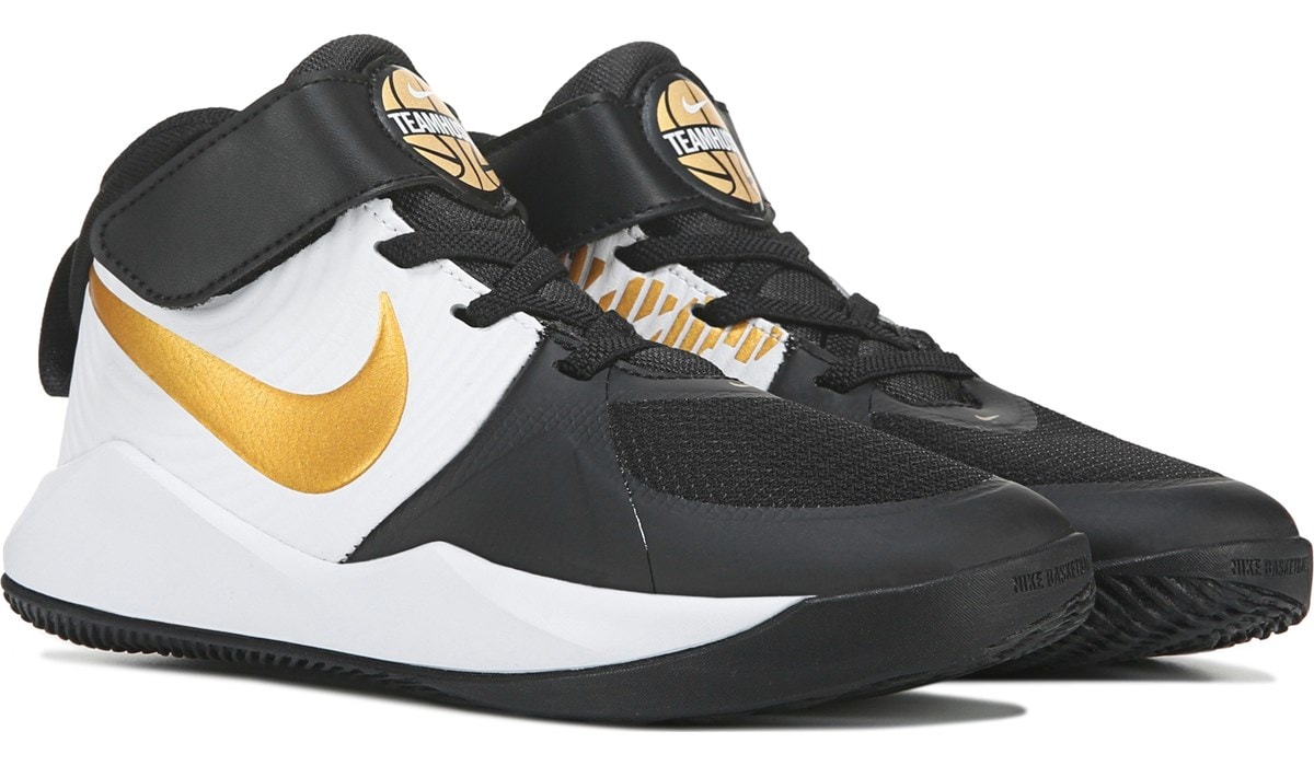 nike hustle d9