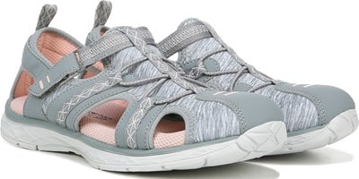 dr scholl's famous footwear