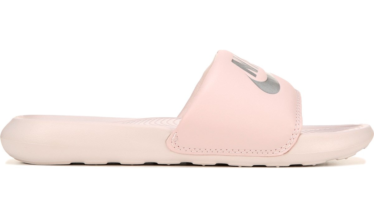 Nike Women's Victori One Slide Sandal | Famous Footwear Canada