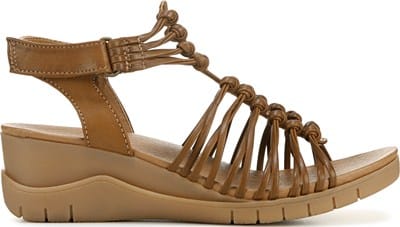 Baretraps Shoes, Famous Footwear Canada
