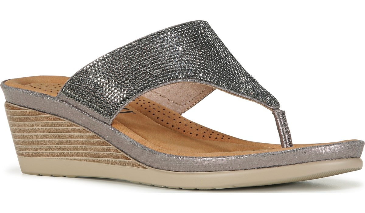 Total 62+ imagen wedge shoes canada Abzlocal.mx